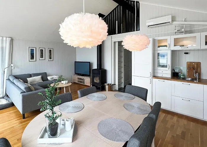 4 Bedroom Gorgeous In Bjugn Moen (Sor-Trondelag)