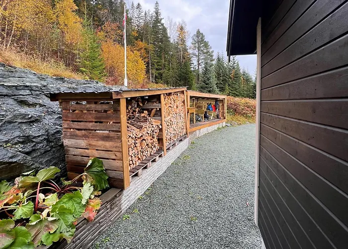 4 Bedroom Gorgeous In Bjugn Holiday home Moen (Sor-Trondelag)